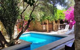 Alojamientos La Casa de Piedra